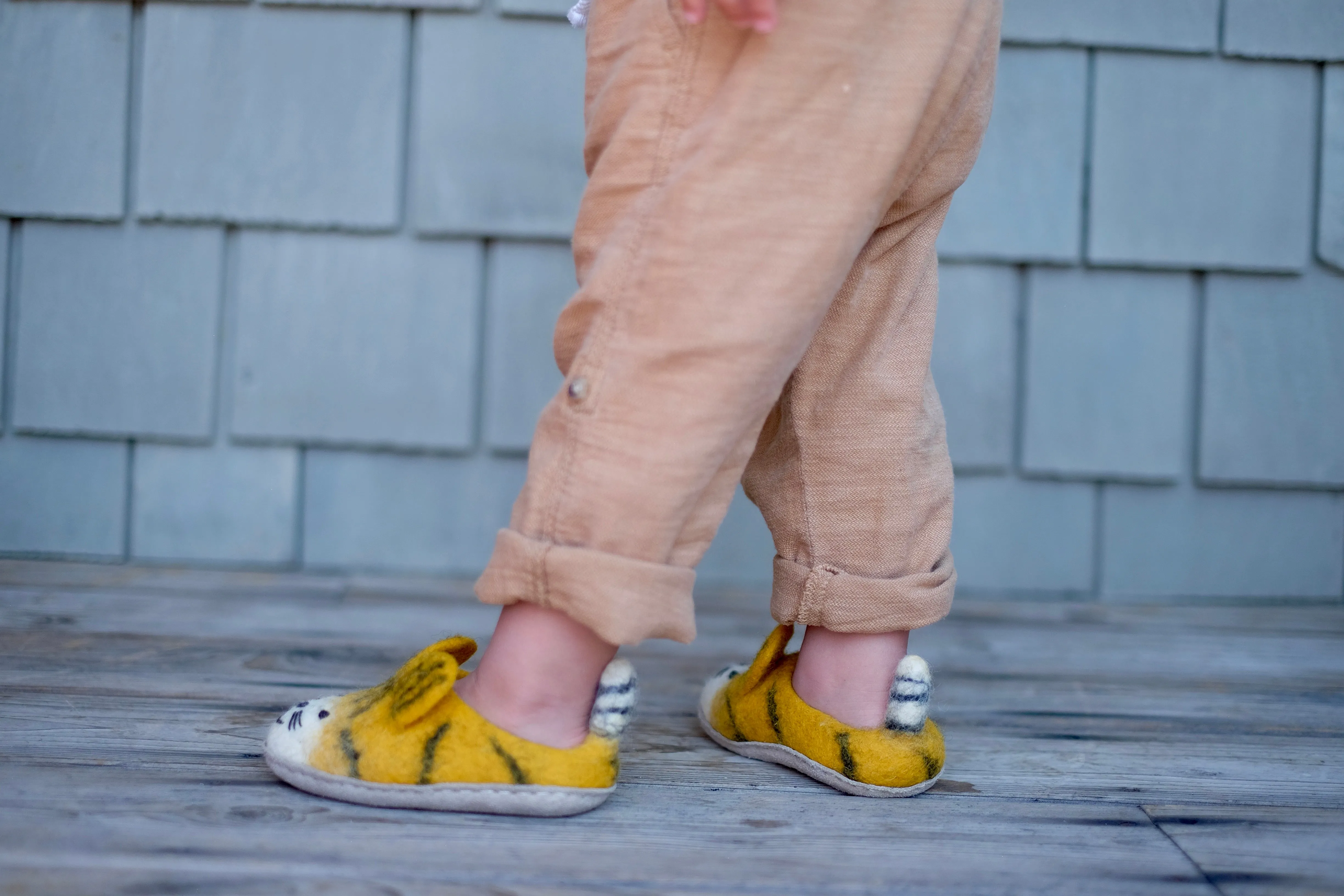 Adorable Yellow Tiger-Shaped Slippers for Kids – Cozy and Cute Tiger Footwear for Little Ones – Perfect for Playtime and Bedtime