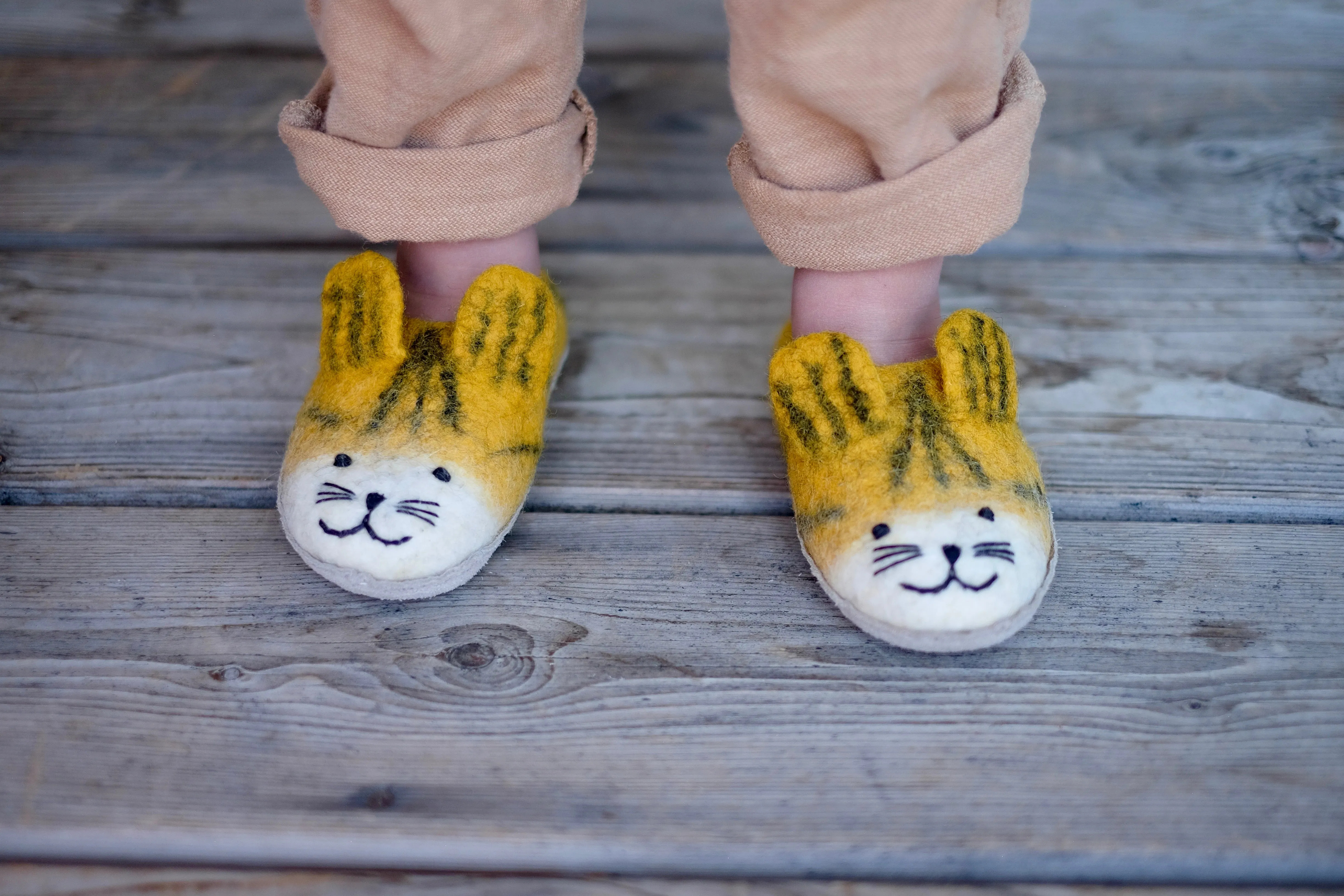 Adorable Yellow Tiger-Shaped Slippers for Kids – Cozy and Cute Tiger Footwear for Little Ones – Perfect for Playtime and Bedtime