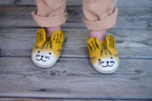 Adorable Yellow Tiger-Shaped Slippers for Kids – Cozy and Cute Tiger Footwear for Little Ones – Perfect for Playtime and Bedtime