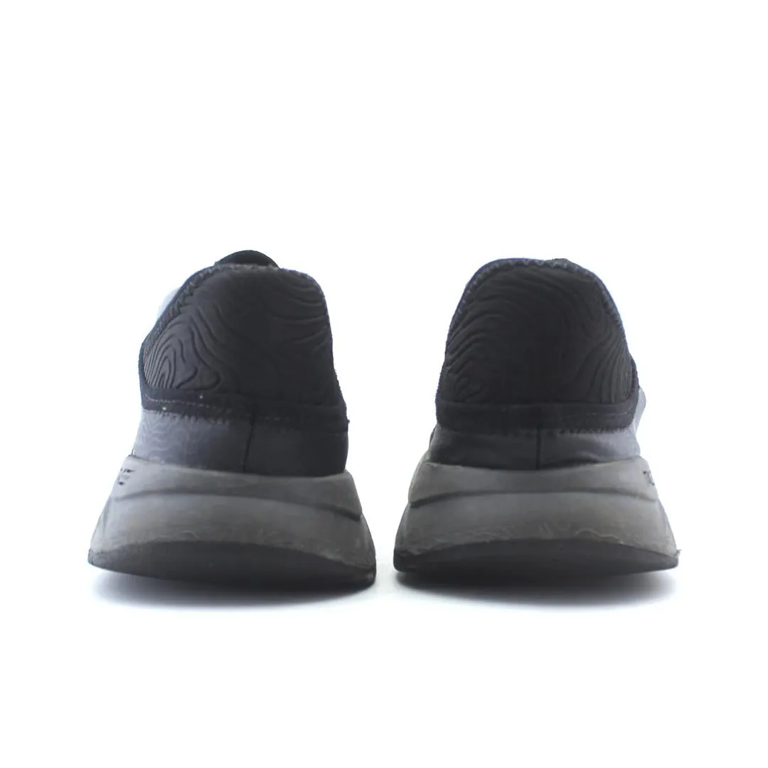 CLARKS DIVIS LOW