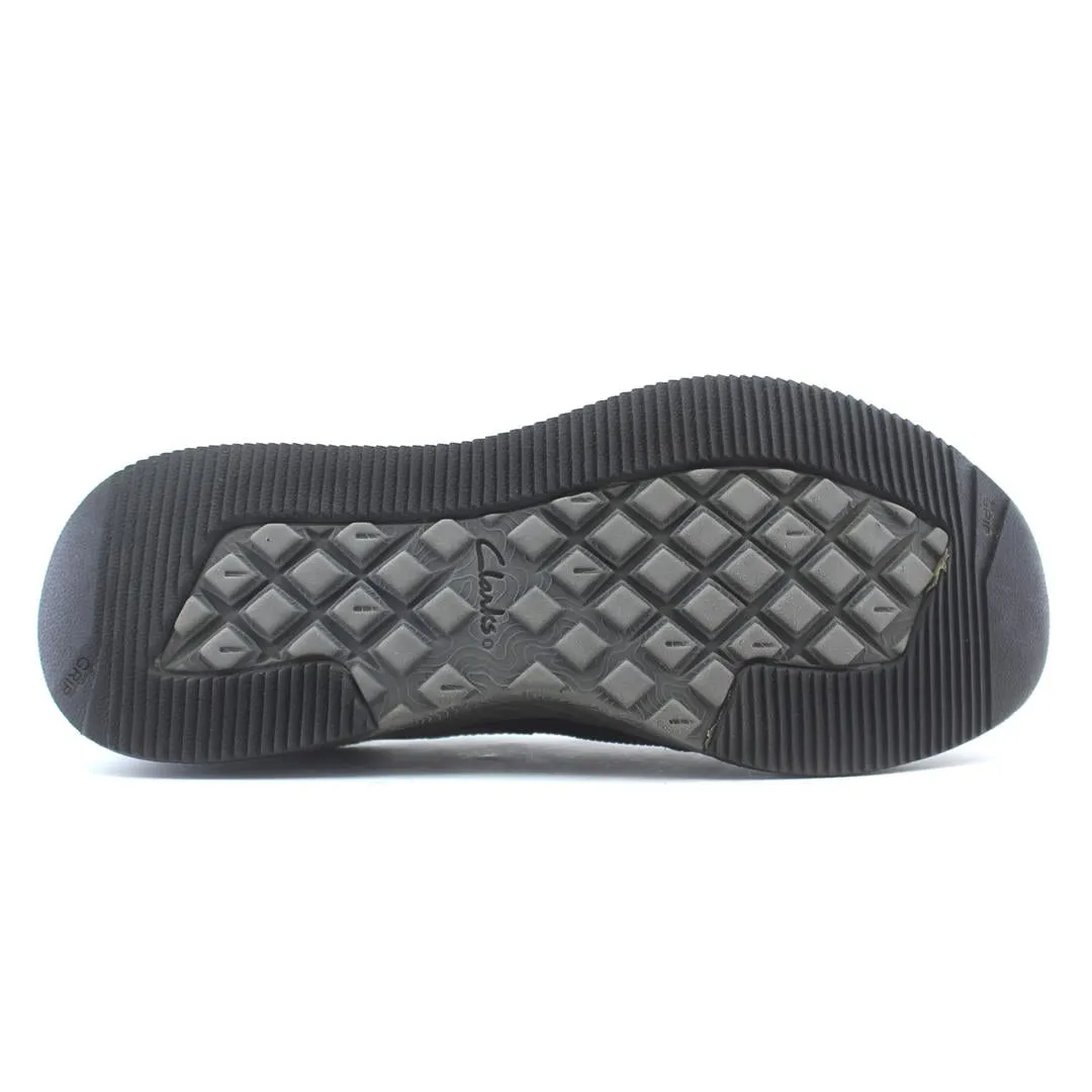 CLARKS DIVIS LOW