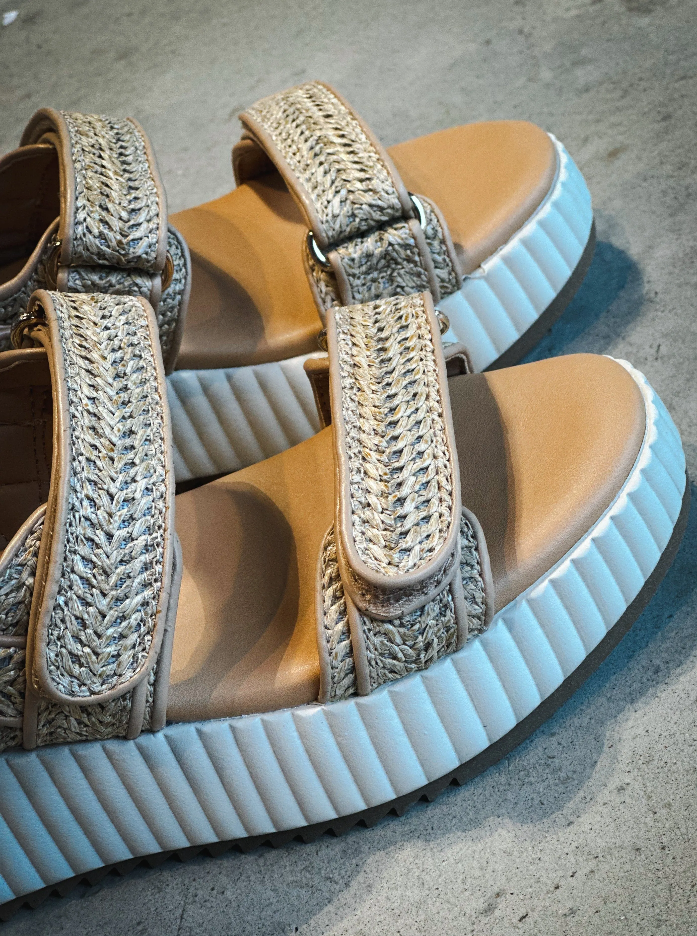 DV by Dolce Vita Fighter Sandal