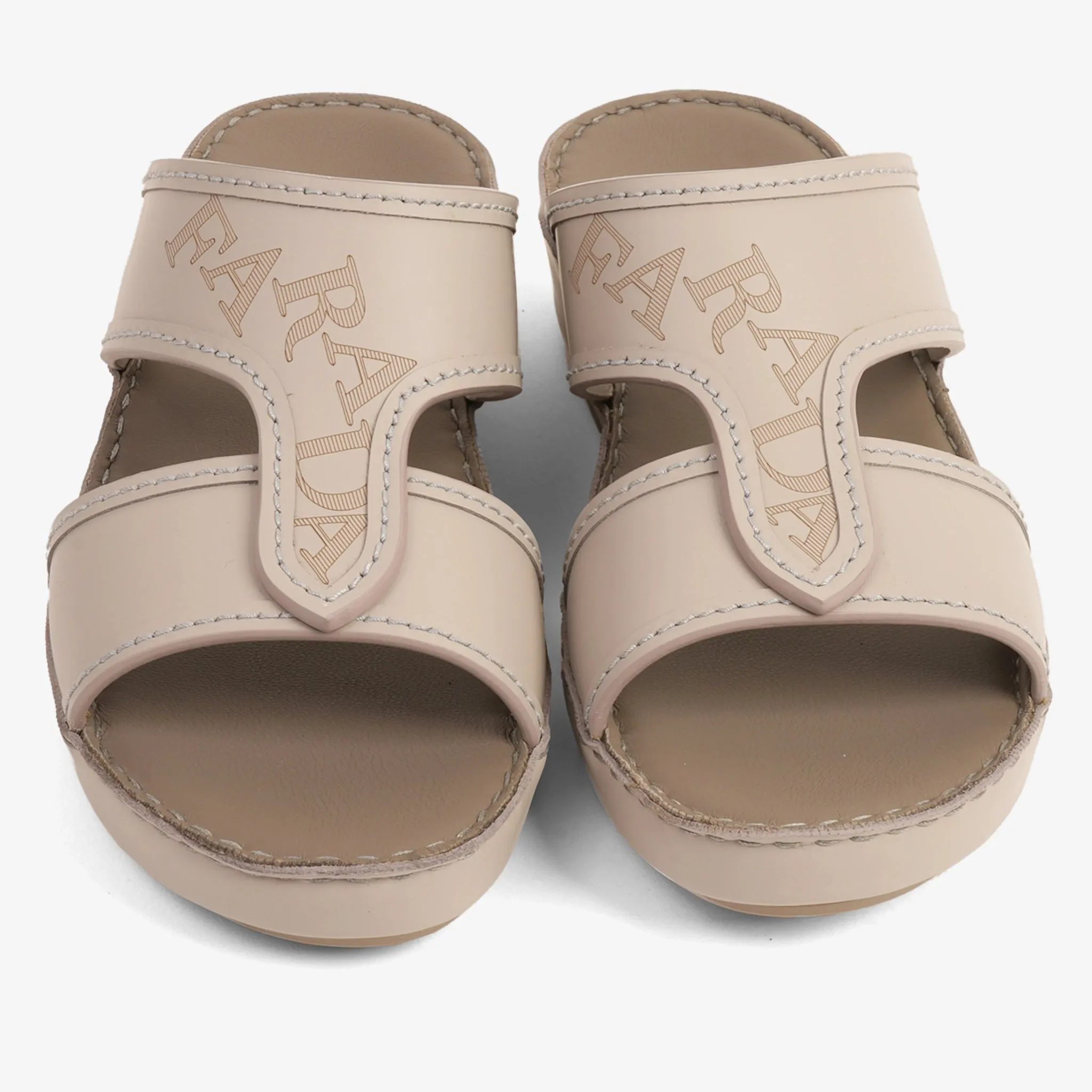 FARADA MODERN LEATHER SANDALS WITH EMBOSED LOGO WARM GREY