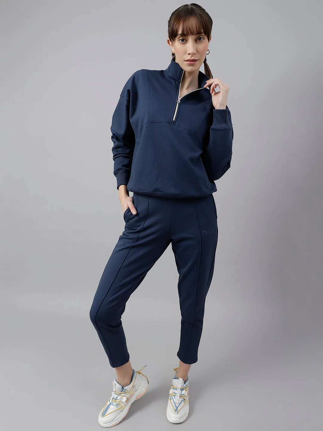 Fitkin Women Blue Straight Fit Fleece Pants