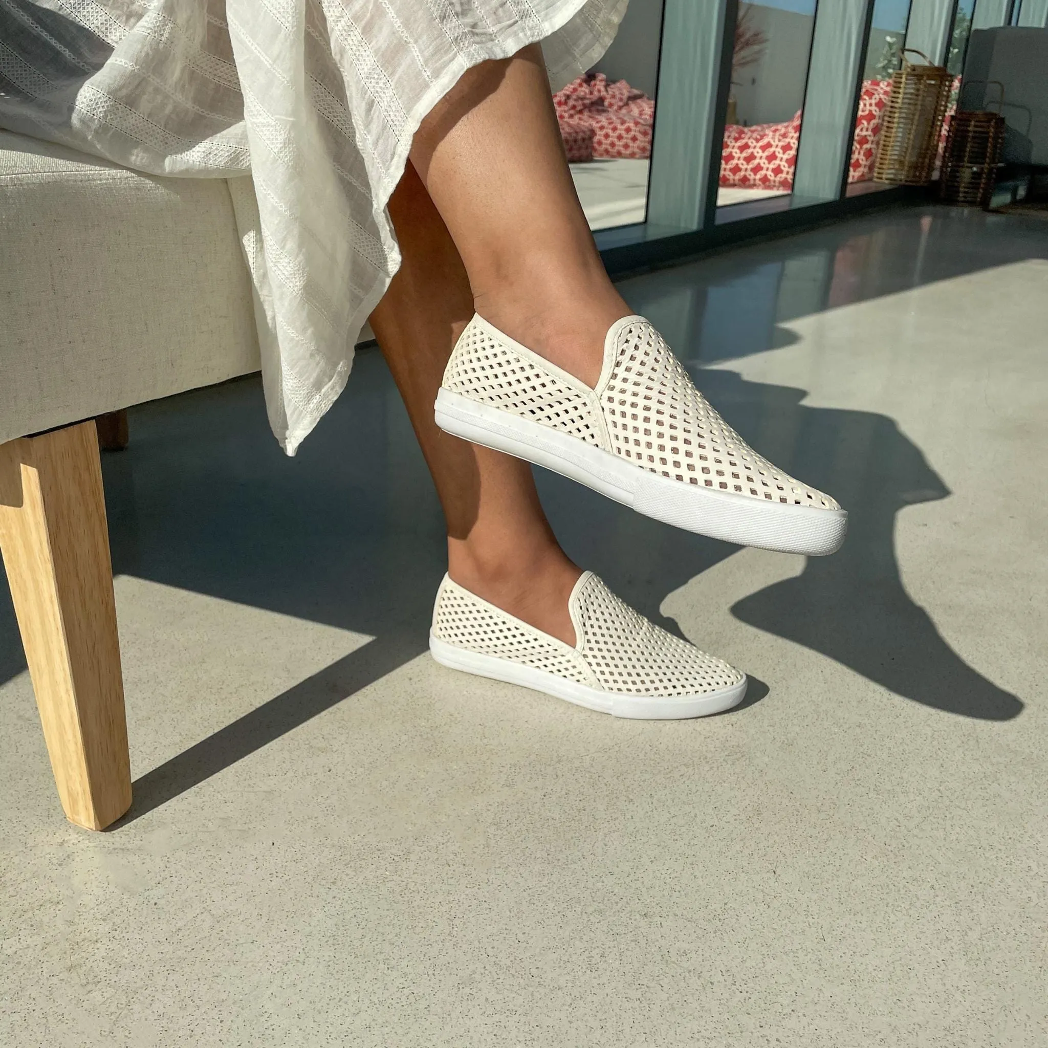 Jibs Slim Soft White