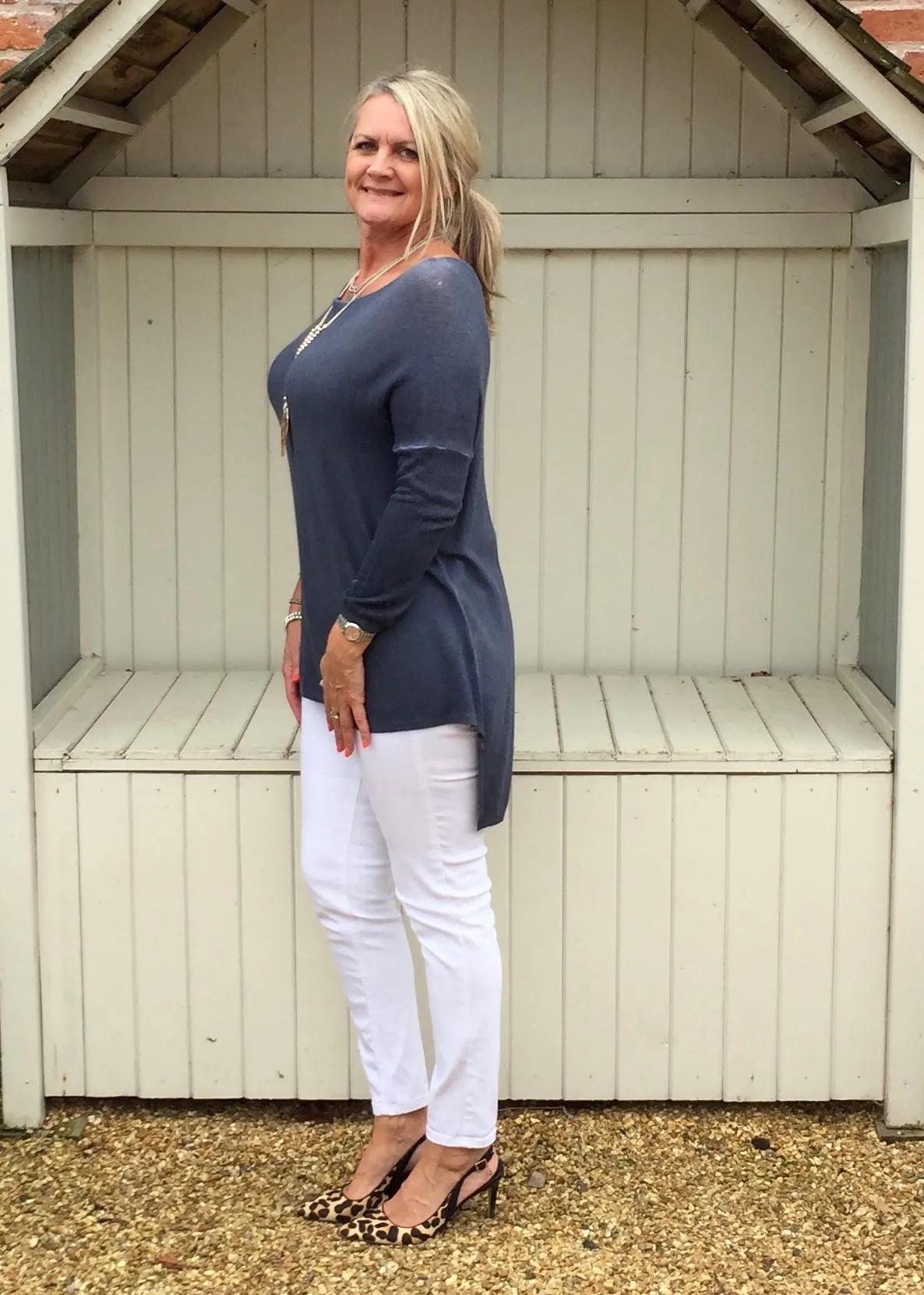 Long Lana Soft Fine Knit Jumper in Blue Made In Italy By Feathers Of Italy One Size