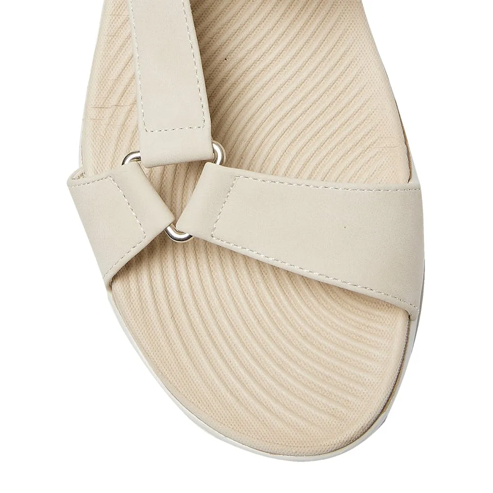 Native Sandal in Beige