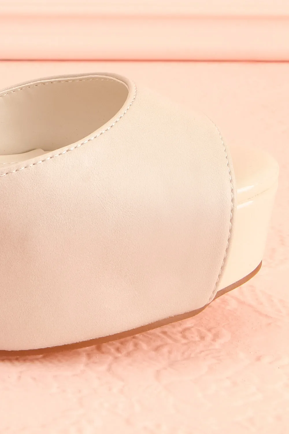 Quando Ivory | Platform Heeled Sandals