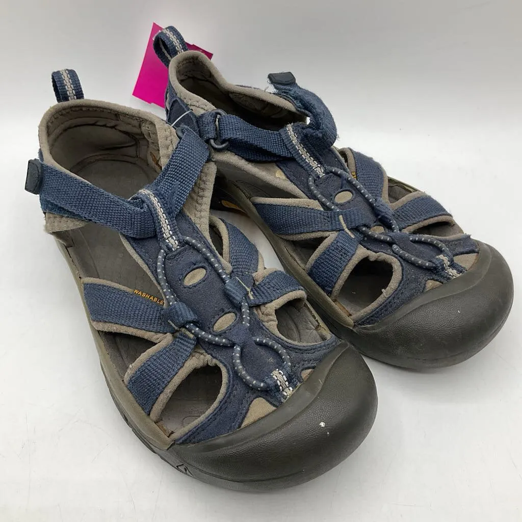 Size 4Y: Keen Blue Gray Toggle Sandals