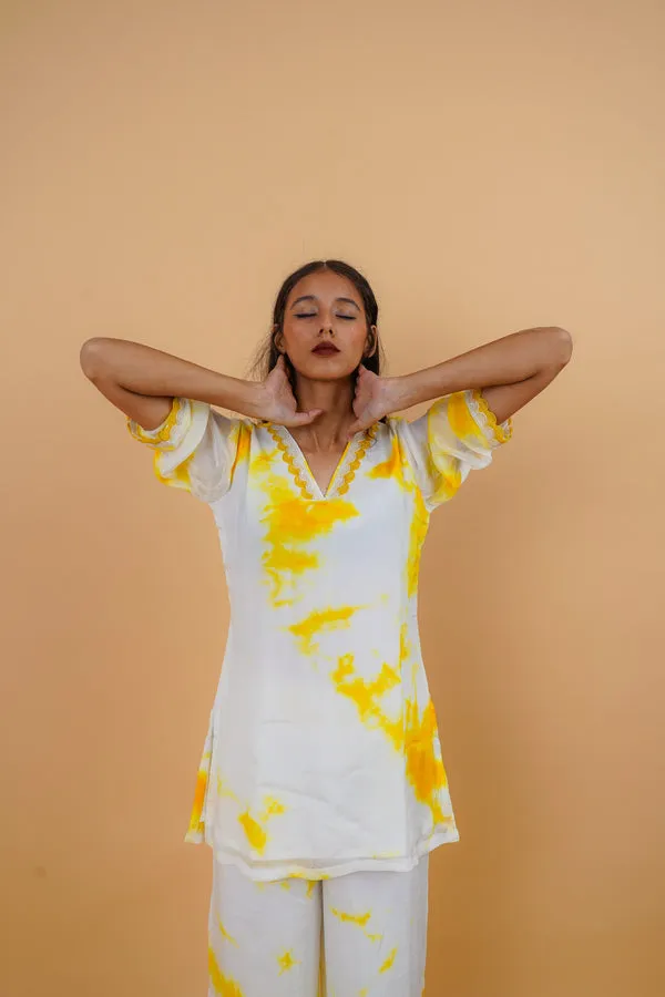 Sleek Yellow and White Tie & Dye Co-ords