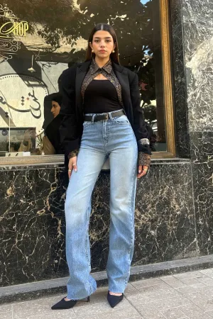 Ultra Comfort Straight Leg - High-Waist Medium Blue Washed Jeans