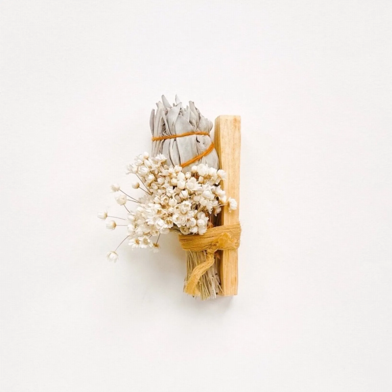 White Sage Bulb, Palo Santo & Dried Flower Bundle