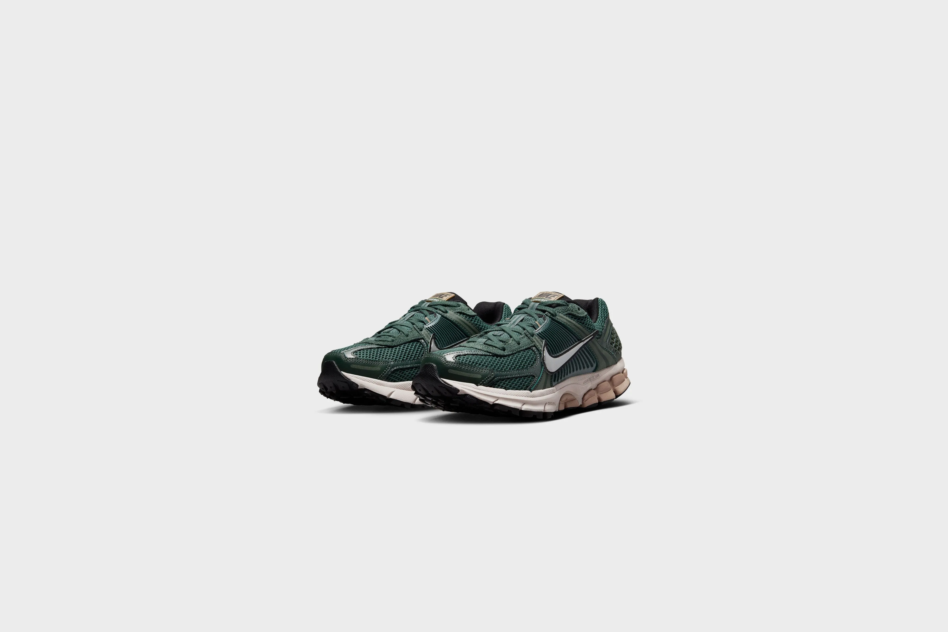 WMNS Nike Zoom Vomero 5 (Vintage Green/Chrome)