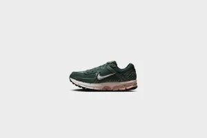 WMNS Nike Zoom Vomero 5 (Vintage Green/Chrome)